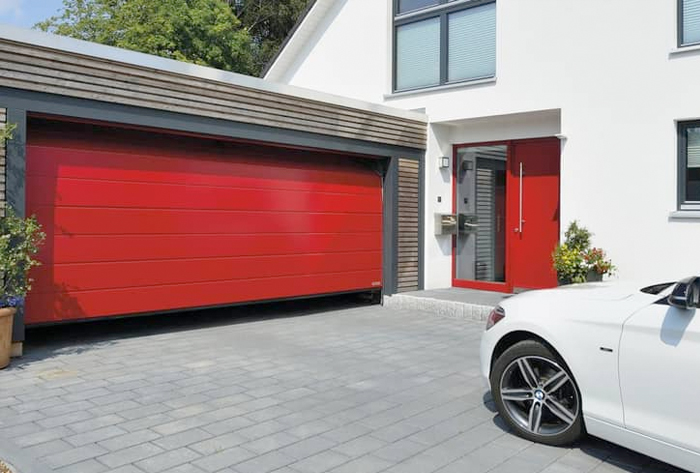 Pose de portes de garage sectionnelles Hörmann dans les Yvelines  - La Fermeture Parisienne - Voisins-le-Bretonneux